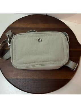 Lululemon Crossbody Camera Bag 2L